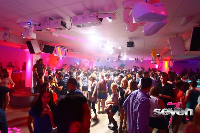 Cliquer pour voir l'image en taille réelle