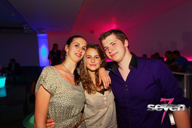 Cliquer pour voir l'image en taille réelle