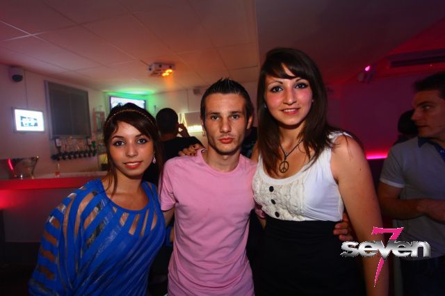 Cliquer pour voir l'image en taille réelle