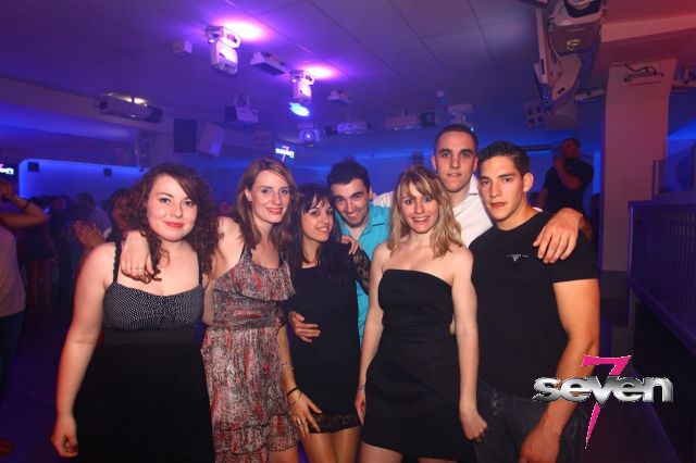 Cliquer pour voir l'image en taille réelle