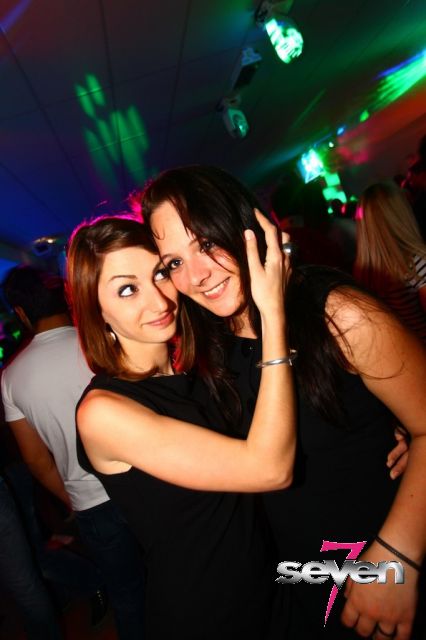 Cliquer pour voir l'image en taille réelle