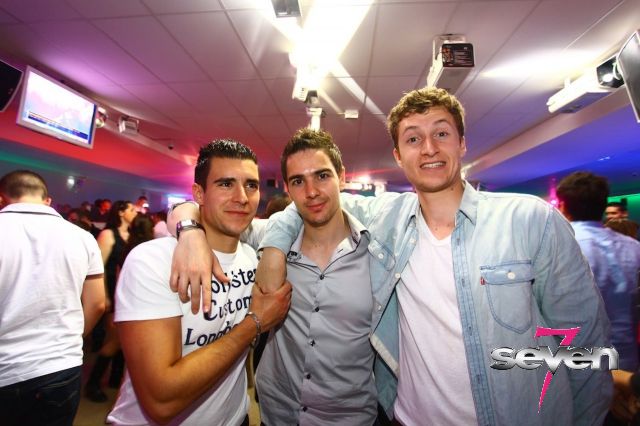 Cliquer pour voir l'image en taille réelle