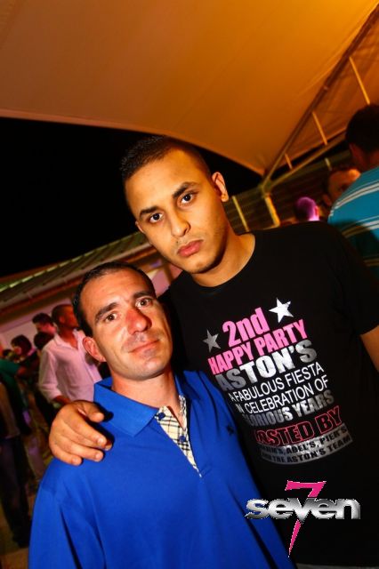 Cliquer pour voir l'image en taille réelle