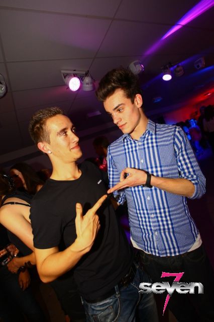 Cliquer pour voir l'image en taille réelle