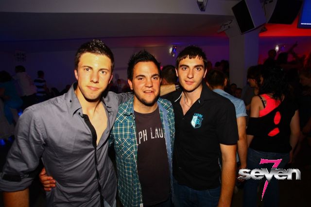 Cliquer pour voir l'image en taille réelle