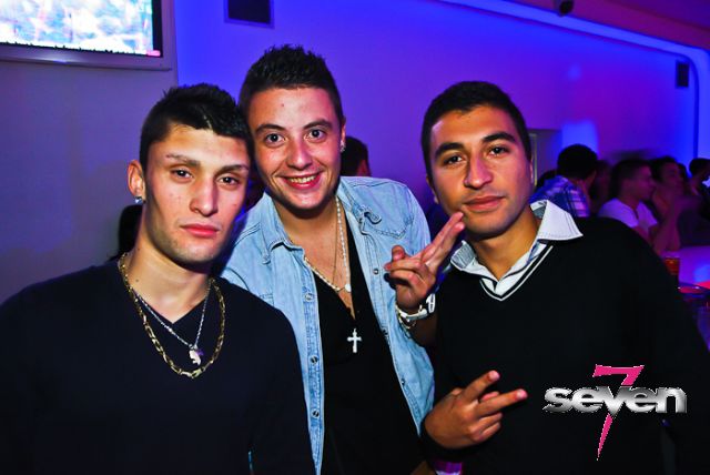 Cliquer pour voir l'image en taille réelle