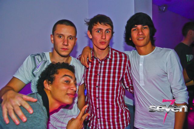 Cliquer pour voir l'image en taille réelle