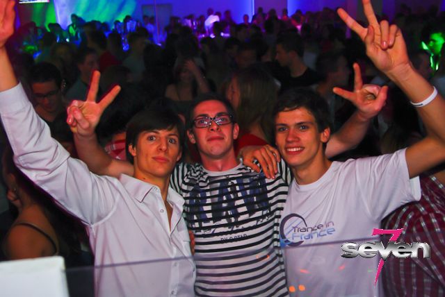 Cliquer pour voir l'image en taille réelle