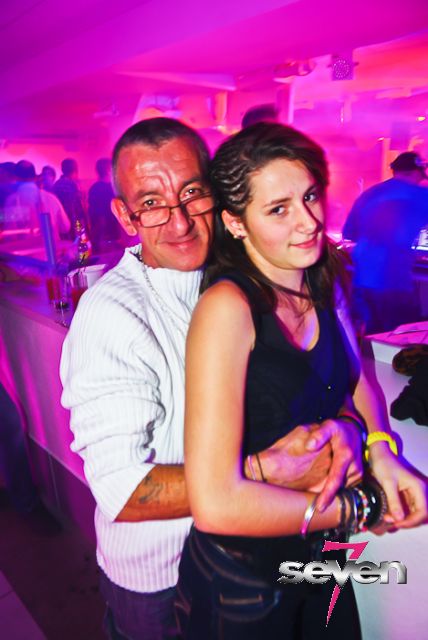 Cliquer pour voir l'image en taille réelle