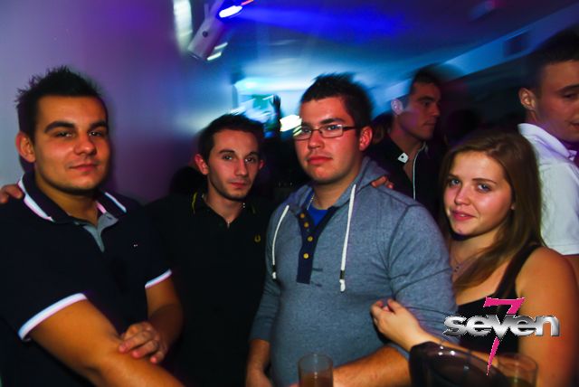 Cliquer pour voir l'image en taille réelle