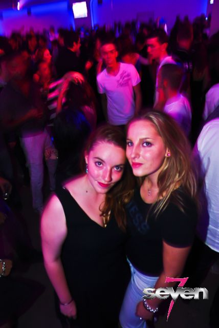 Cliquer pour voir l'image en taille réelle