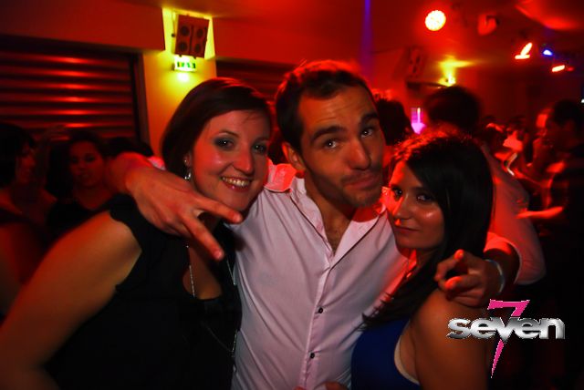 Cliquer pour voir l'image en taille réelle