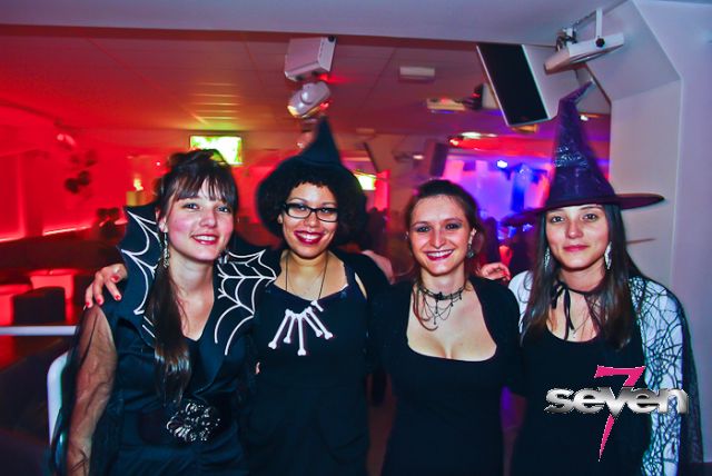 Cliquer pour voir l'image en taille réelle