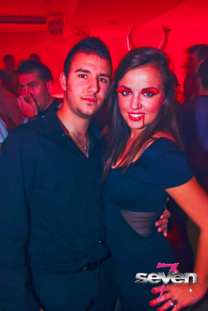 Cliquer pour voir l'image en taille réelle