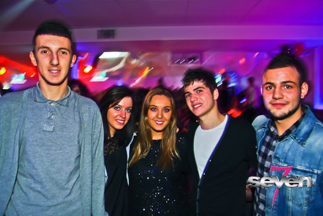 Cliquer pour voir l'image en taille réelle