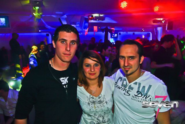 Cliquer pour voir l'image en taille réelle