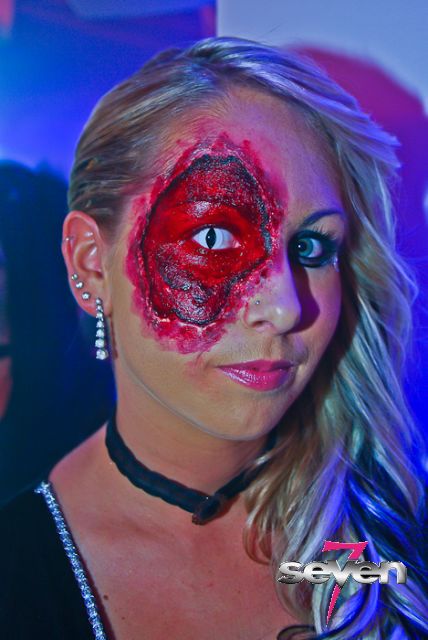 Cliquer pour voir l'image en taille réelle