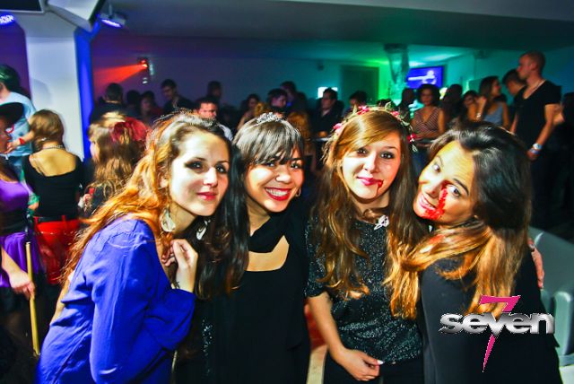 Cliquer pour voir l'image en taille réelle