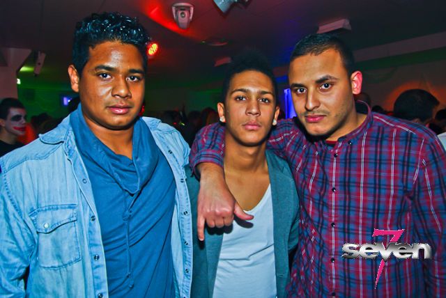 Cliquer pour voir l'image en taille réelle