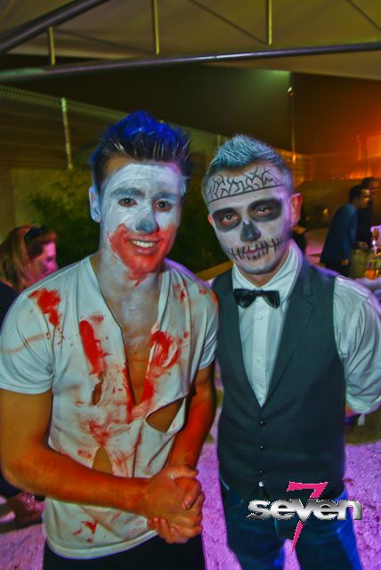 Cliquer pour voir l'image en taille réelle