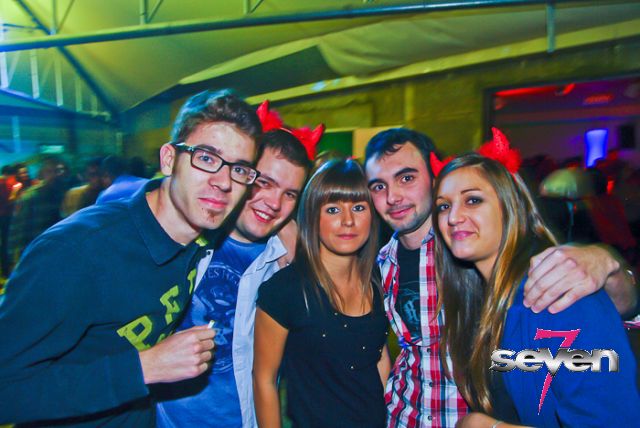 Cliquer pour voir l'image en taille réelle