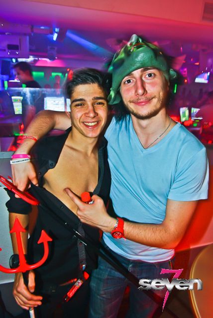 Cliquer pour voir l'image en taille réelle