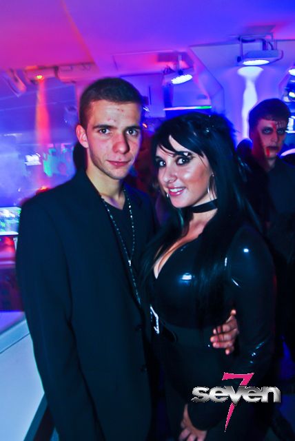 Cliquer pour voir l'image en taille réelle