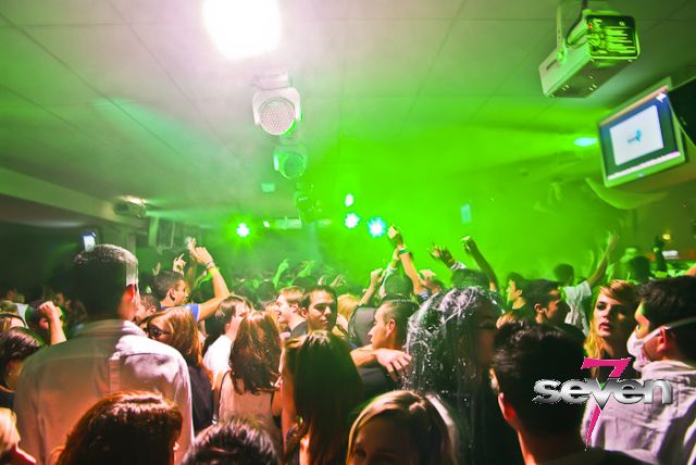 Cliquer pour voir l'image en taille réelle