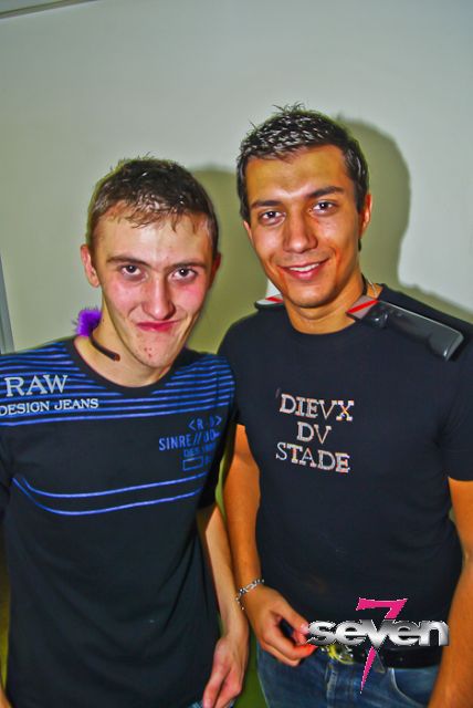 Cliquer pour voir l'image en taille réelle