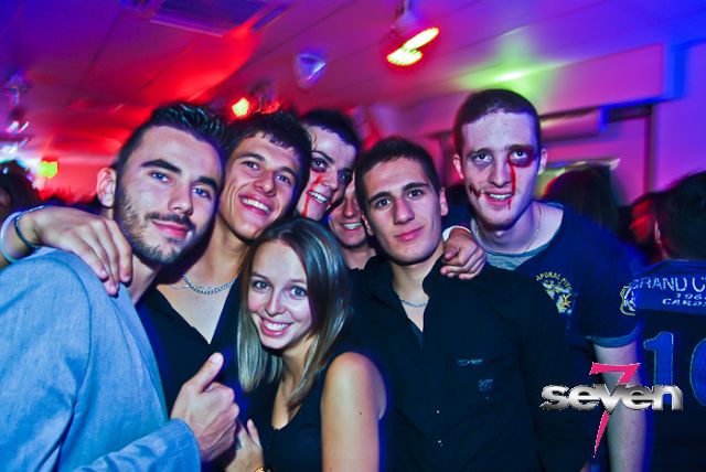 Cliquer pour voir l'image en taille réelle