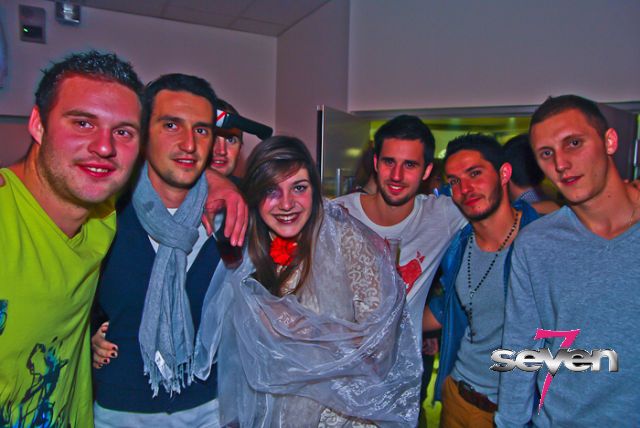 Cliquer pour voir l'image en taille réelle