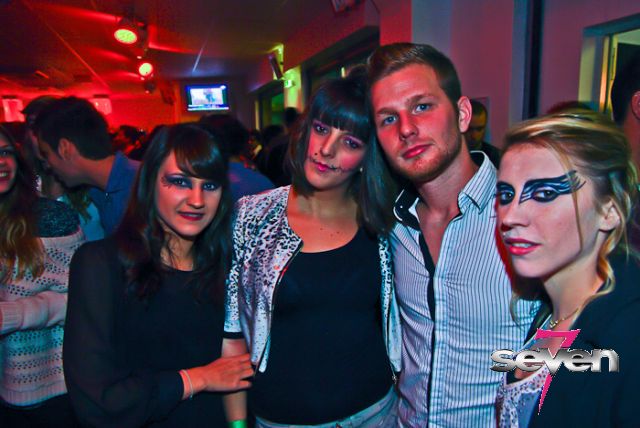 Cliquer pour voir l'image en taille réelle