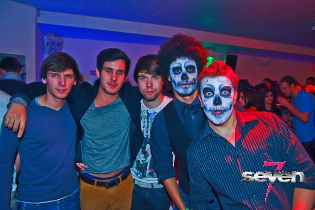 Cliquer pour voir l'image en taille réelle