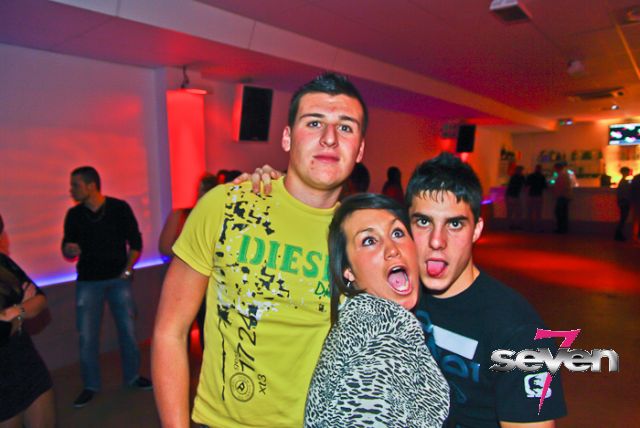 Cliquer pour voir l'image en taille réelle