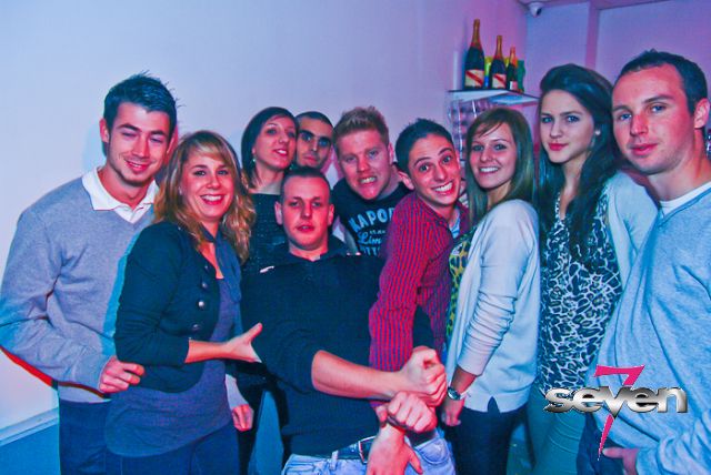 Cliquer pour voir l'image en taille réelle