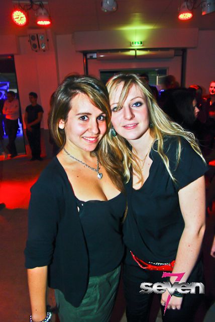 Cliquer pour voir l'image en taille réelle