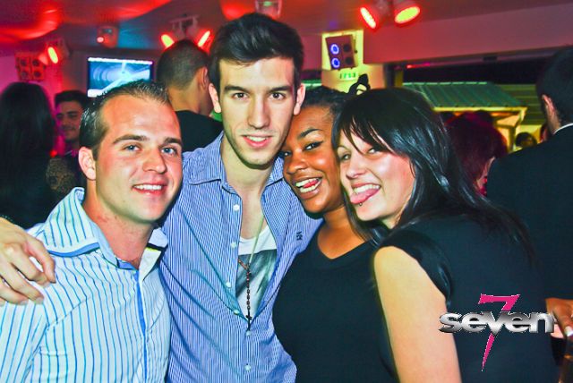 Cliquer pour voir l'image en taille réelle