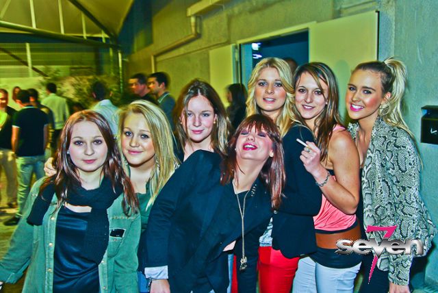 Cliquer pour voir l'image en taille réelle