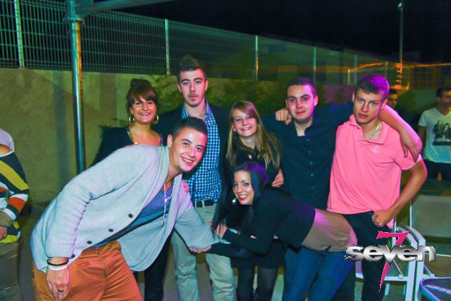 Cliquer pour voir l'image en taille réelle