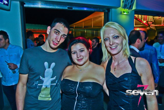 Cliquer pour voir l'image en taille réelle