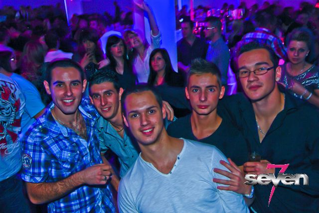 Cliquer pour voir l'image en taille réelle