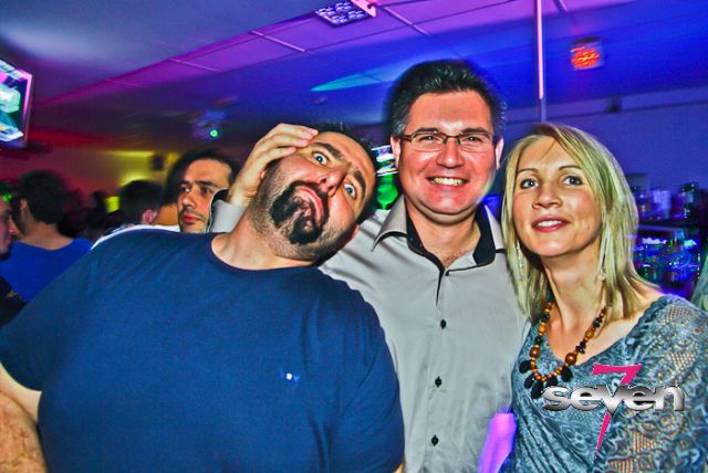 Cliquer pour voir l'image en taille réelle