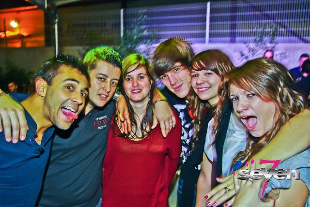 Cliquer pour voir l'image en taille réelle