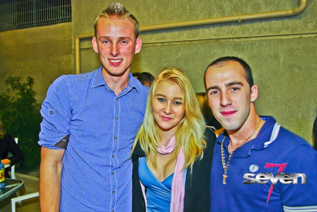 Cliquer pour voir l'image en taille réelle