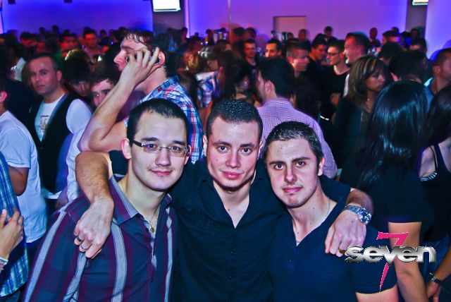 Cliquer pour voir l'image en taille réelle