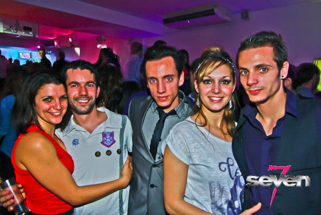 Cliquer pour voir l'image en taille réelle