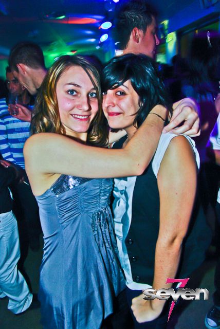 Cliquer pour voir l'image en taille réelle