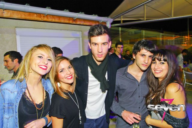 Cliquer pour voir l'image en taille réelle