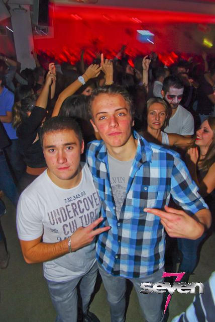 Cliquer pour voir l'image en taille réelle