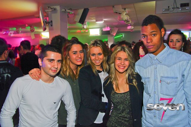 Cliquer pour voir l'image en taille réelle